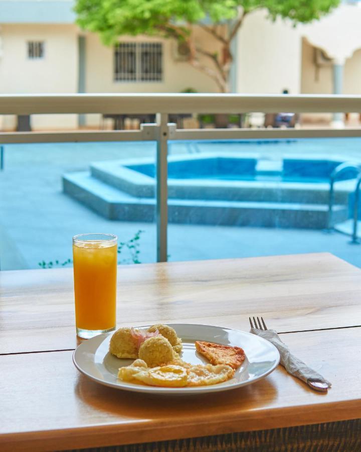 Alba Coral Hotel 佩德纳莱斯 外观 照片