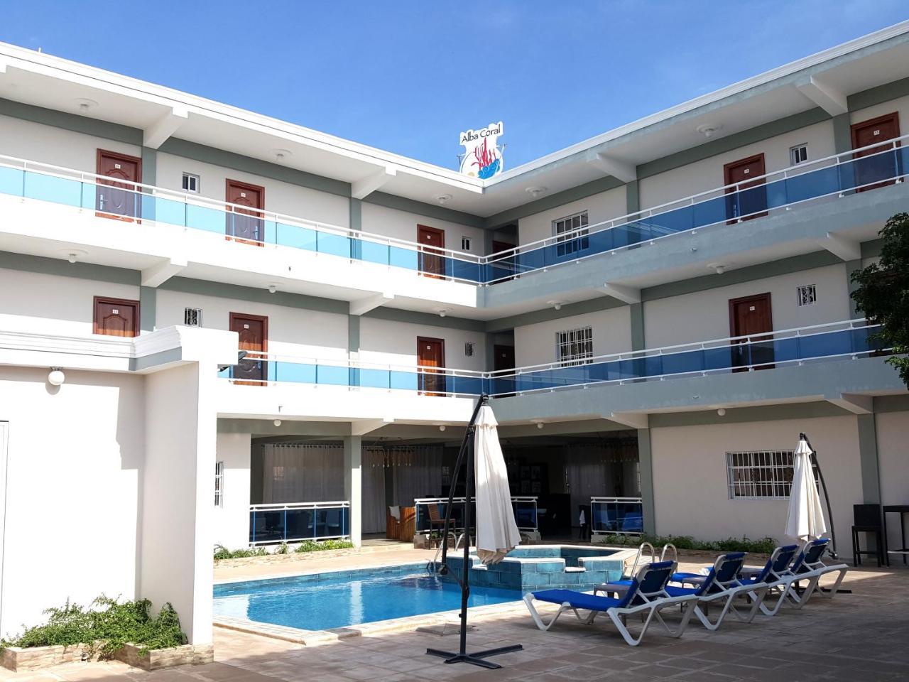 Alba Coral Hotel 佩德纳莱斯 外观 照片